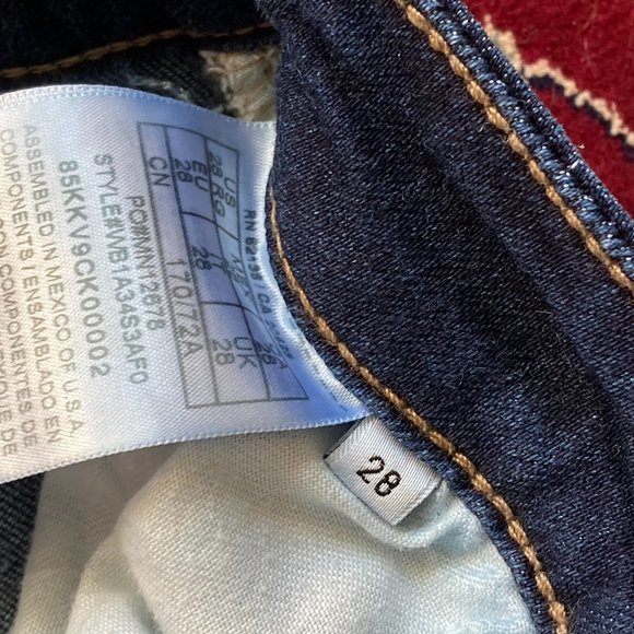 Guess High Waisted Skinny Jeans - Picture 5 of 8